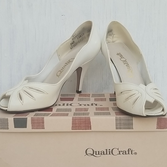 quali craft Shoes - True vintage Quali craft pumps
